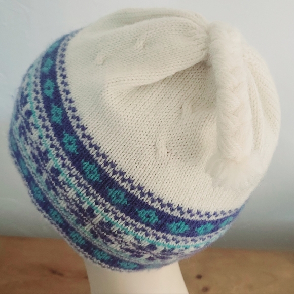 Vintage Top Notch Knits Wool Snowflake Ski Hat - Picture 6 of 9